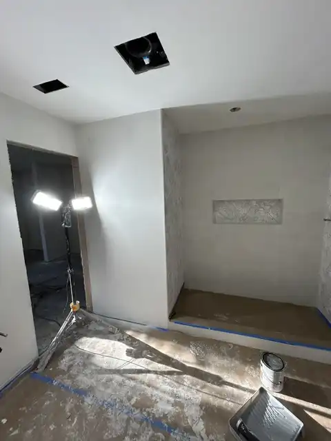 Master bathroom, level-5 finish, primer and Venetian plaster application 2026 project photo